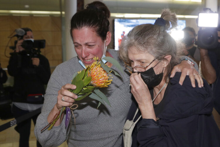 Mon. 9:21 a.m.: Australia, Thailand reopen borders after lengthy lockdowns